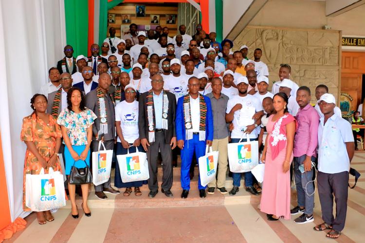 Côte d’Ivoire : Immatriculation des chauffeurs VTC / Le SYNACVTCCI et la CNMCI s’accordent pour l’amélioration du secteur 